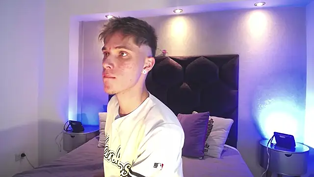 Robbin Blaze online show from January 15, 12:15 am