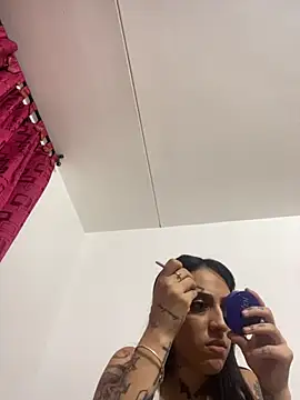 SamanthaAdele online show from October 29, 10:17 am