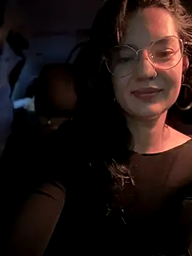 Snapshot of MeekyRich chatting on November 9, 1:26 am MeekyRich online show from November 9, 1:26 am