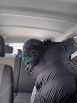 Snapshot of MeekyRich chatting on November 11, 5:07 am MeekyRich online show from November 11, 5:07 am