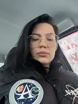 Snapshot of MeekyRich chatting on November 24, 3:06 am MeekyRich online show from November 24, 3:06 am