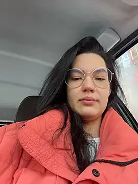 Snapshot of MeekyRich chatting on November 25, 3:50 am MeekyRich online show from November 25, 3:50 am