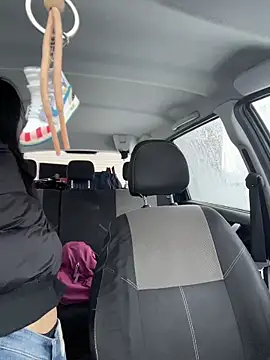 Snapshot of MeekyRich chatting on November 27, 3:08 am MeekyRich online show from November 27, 3:08 am