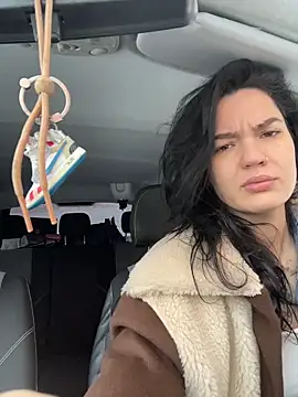 Snapshot of MeekyRich chatting on December 5, 4:10 am MeekyRich online show from December 5, 4:10 am