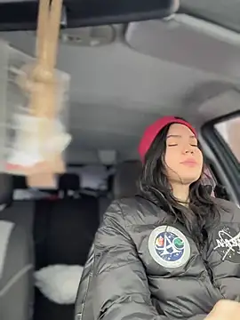 MeekyRich online show from February 12, 3:34 am