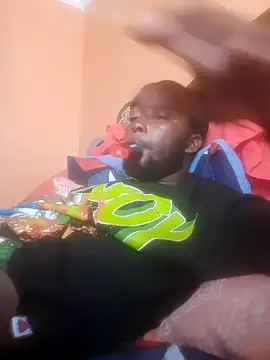 Snapshot of RearApiary chatting on December 15, 1:48 pm RearApiary online show from December 15, 1:48 pm