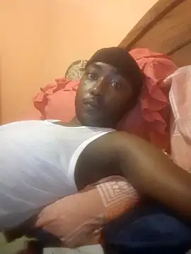 Snapshot of RearApiary chatting on December 16, 2:49 am RearApiary online show from December 16, 2:49 am