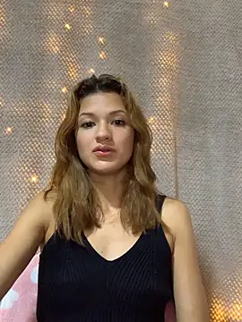 Snapshot of Black_rose30 chatting on March 10, 1:43 am Black rose30 online show from March 10, 1:43 am