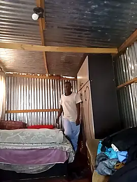 Snapshot of Thenaughtyboy360 chatting on October 8, 6:55 am Thenaughtyboy360 online show from October 8, 6:55 am