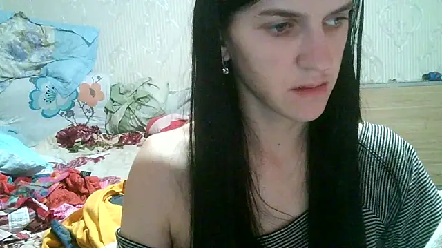 Casey Jeannie online show from April 21, 4:34 pm