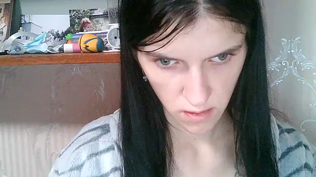 Casey Jeannie online show from July 6, 8:22 pm