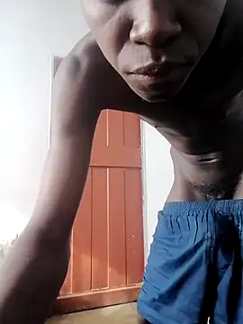 Snapshot of mydickbedarkandthick chatting on October 16, 5:41 am mydickbedarkandthick online show from October 16, 5:41 am