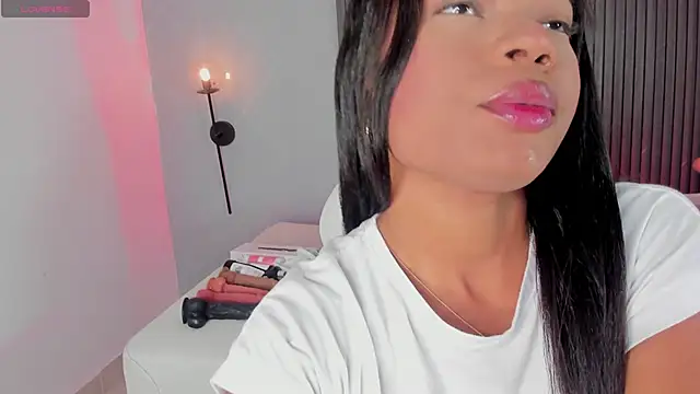 ciara blake online show from June 19, 8:01 pm