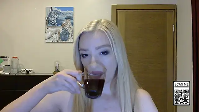 Snapshot of Wild_Silk_Desire chatting on September 12, 12:49 pm Wild Silk Desire online show from September 12, 12:49 pm