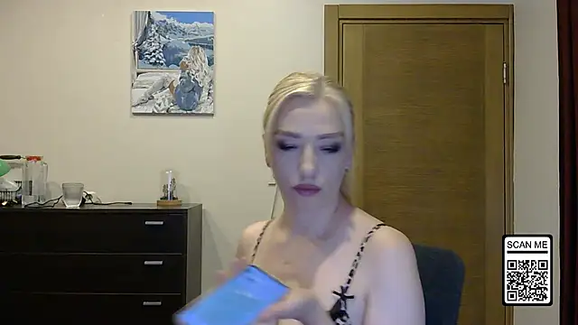 Snapshot of Wild_Silk_Desire chatting on September 13, 12:38 pm Wild Silk Desire online show from September 13, 12:38 pm