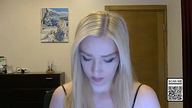 Snapshot of Wild_Silk_Desire chatting on September 18, 1:13 pm Wild Silk Desire online show from September 18, 1:13 pm