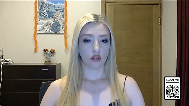 Snapshot of Wild_Silk_Desire chatting on November 3, 3:02 pm Wild Silk Desire online show from November 3, 3:02 pm