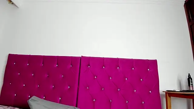 Snapshot of mystery_psique chatting on October 17, 7:49 pm mystery psique online show from October 17, 7:49 pm