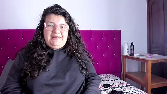 Snapshot of mystery_psique chatting on October 23, 6:50 pm mystery psique online show from October 23, 6:50 pm