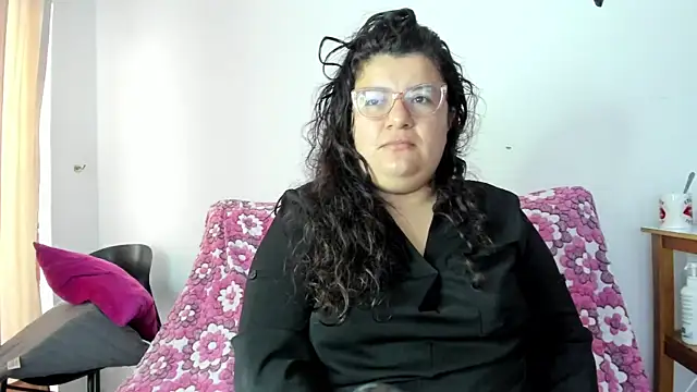 Snapshot of mystery_psique chatting on November 9, 1:31 pm mystery psique online show from November 9, 1:31 pm