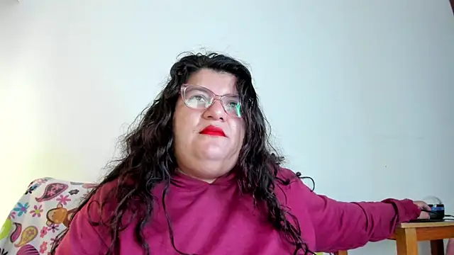 Snapshot of mystery_psique chatting on November 17, 1:17 pm mystery psique online show from November 17, 1:17 pm