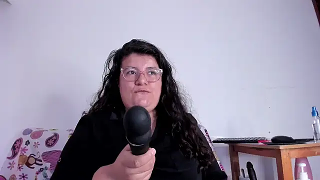 Snapshot of mystery_psique chatting on November 19, 7:03 pm mystery psique online show from November 19, 7:03 pm