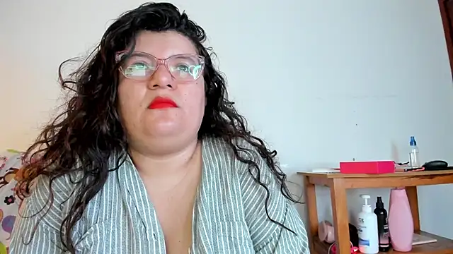 Snapshot of mystery_psique chatting on November 20, 7:02 pm mystery psique online show from November 20, 7:02 pm