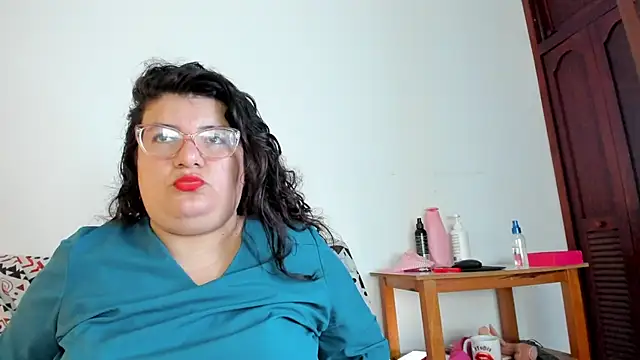 Snapshot of mystery_psique chatting on November 26, 7:15 pm mystery psique online show from November 26, 7:15 pm