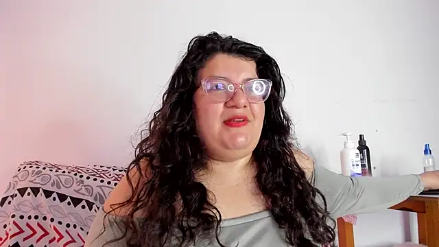 Snapshot of mystery_psique chatting on December 2, 7:20 pm mystery psique online show from December 2, 7:20 pm