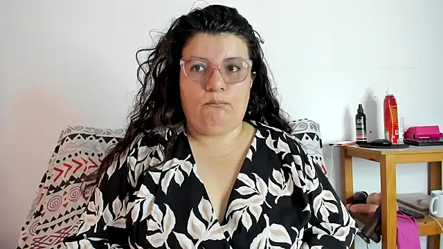 Snapshot of mystery_psique chatting on December 3, 7:12 pm mystery psique online show from December 3, 7:12 pm