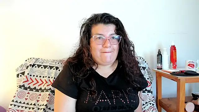 Snapshot of mystery_psique chatting on December 5, 6:48 pm mystery psique online show from December 5, 6:48 pm