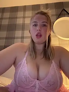 CutieCurvyGirlxo online show from September 14, 5:01 pm