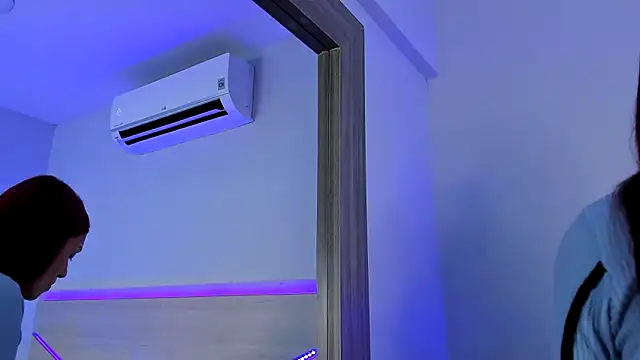 ZoeMorris online show from October 14, 11:33 am