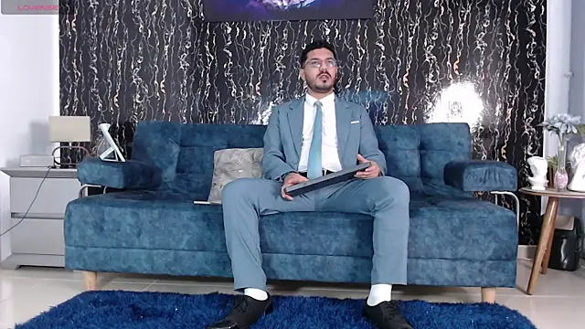 samuelcoopeer online show from November 8, 1:33 pm