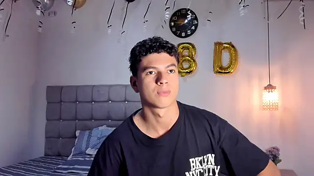 Santy Stump online show from January 14, 8:47 pm