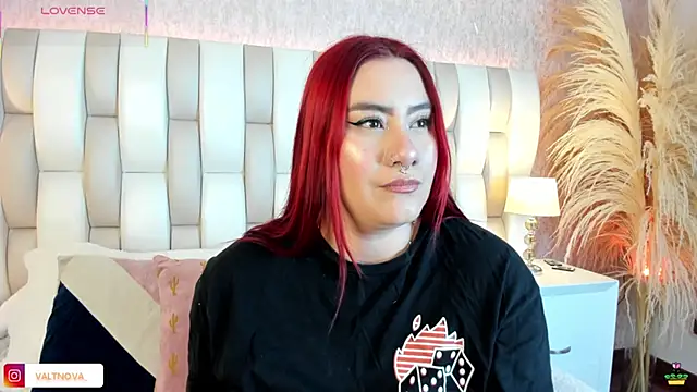 valt  online show from November 3, 7:26 pm