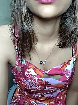 Snapshot of Isha_Sax chatting on February 6, 7:23 am Isha Sax online show from February 6, 7:23 am