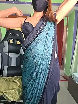 Snapshot of Isha_Sax chatting on May 22, 3:46 am Isha Sax online show from May 22, 3:46 am