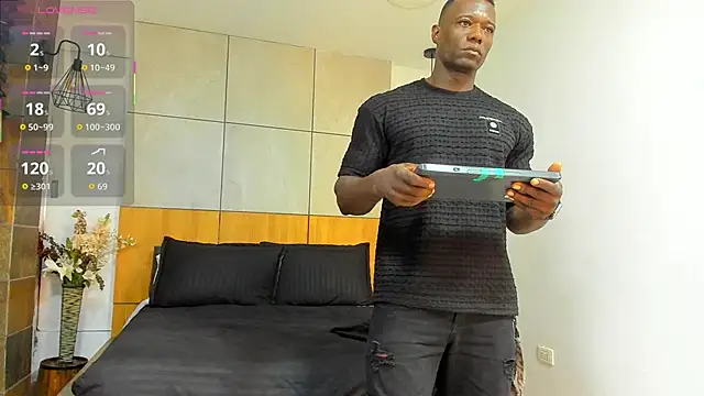 MarcusBlack  online show from February 23, 11:51 am