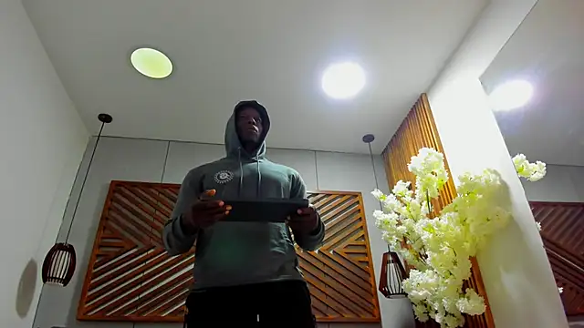 Snapshot of MarcusBlack_ chatting on May 9, 1:27 pm MarcusBlack online show from May 9, 1:27 pm