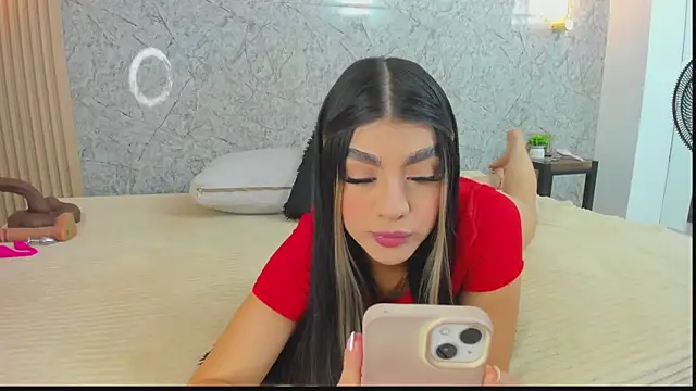 Snapshot of Antonella_west chatting on July 30, 9:58 pm Antonella west online show from July 30, 9:58 pm