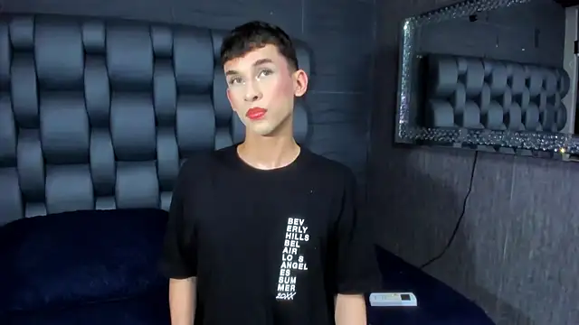 Snapshot of owen-stone chatting on July 30, 11:59 pm owen-stone online show from July 30, 11:59 pm
