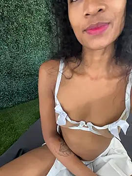 SweetCheeksXXX online show from June 19, 9:29 pm