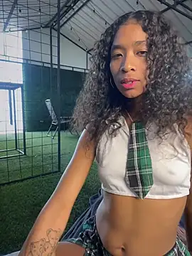 SweetCheeksXXX online show from July 2, 9:32 pm