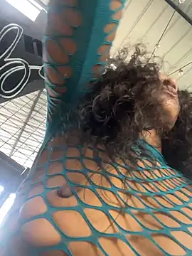 SweetCheeksXXX online show from July 10, 9:28 pm