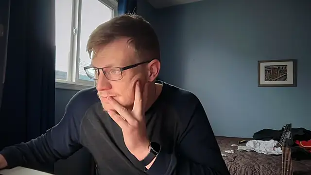 Snapshot of lustylyndon chatting on June 2, 3:14 pm lustylyndon online show from June 2, 3:14 pm