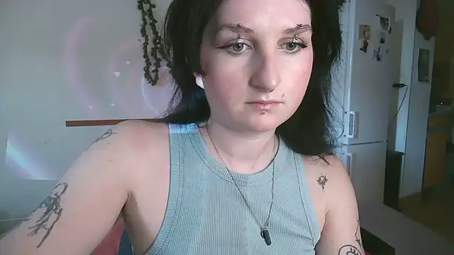 Violett3333 online show from October 15, 3:23 pm