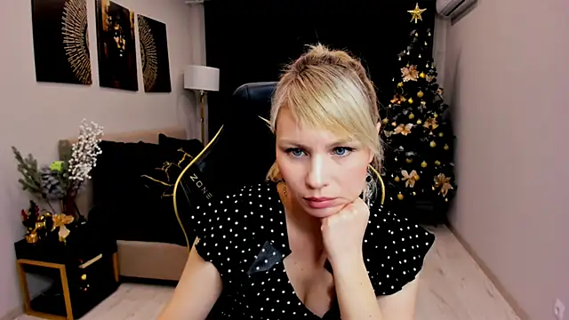 LindaSandy 1 online show from January 9, 6:16 am