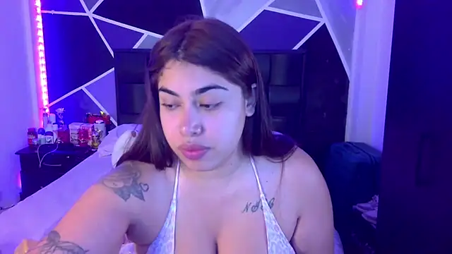jazminslut online show from March 22, 3:10 am