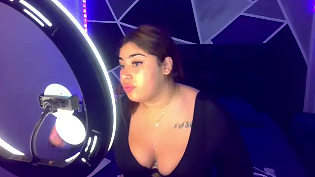 jazminslut online show from May 3, 1:22 am